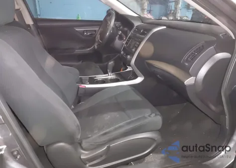 2015 Nissan Altima 2.5 Sv from USA, damaged, VIN 1N4AL3AP8FC150962